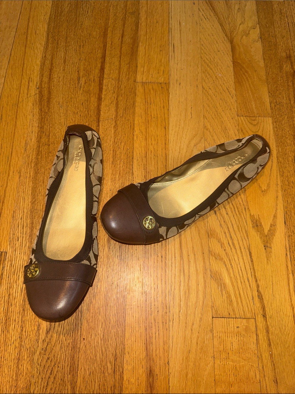 Coach Brown Signature Logo Cap-Toe Ballet Flats Women’s 10